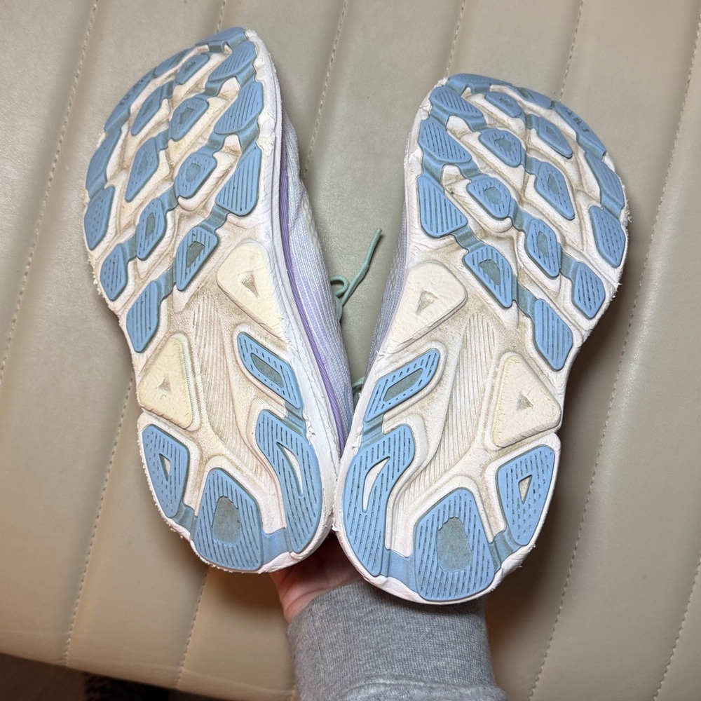 HOKA Clifton 9 Sneakers Size 5MD White / Mint / Lavender - Picture 7 of 12